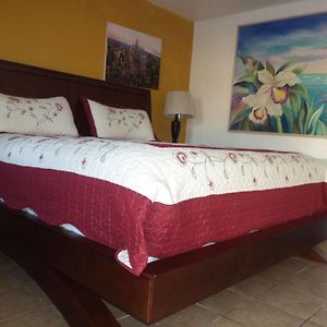Glades Motel - Naples